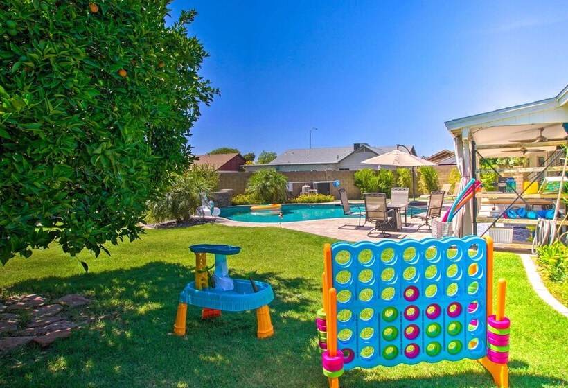 Bright Az Oasis W/ Fire Pit, Yard & Grill!