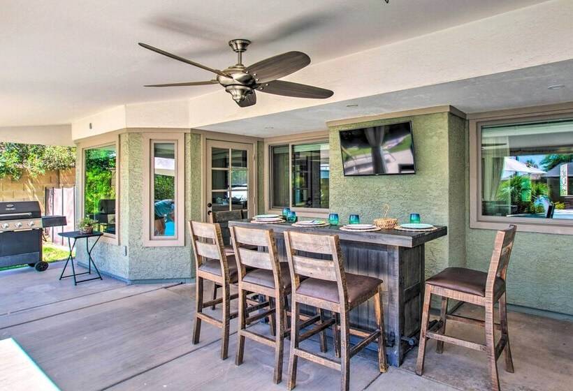 Bright Az Oasis W/ Fire Pit, Yard & Grill!