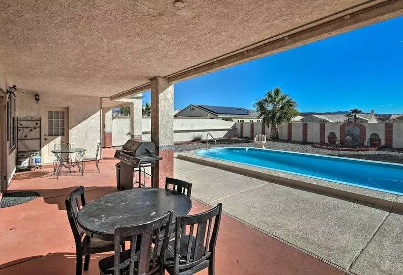 Bullhead City Home: Tesla Charger ~ 3 Mi To River