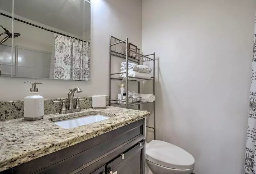 Apex Home ~ 15 Mi To Downtown Raleigh!