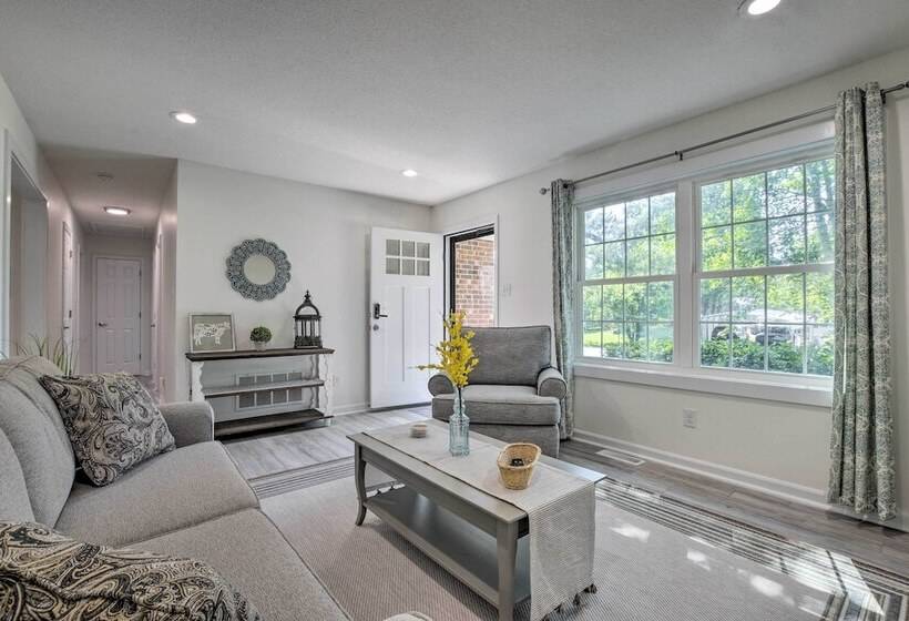 Apex Home ~ 15 Mi To Downtown Raleigh!