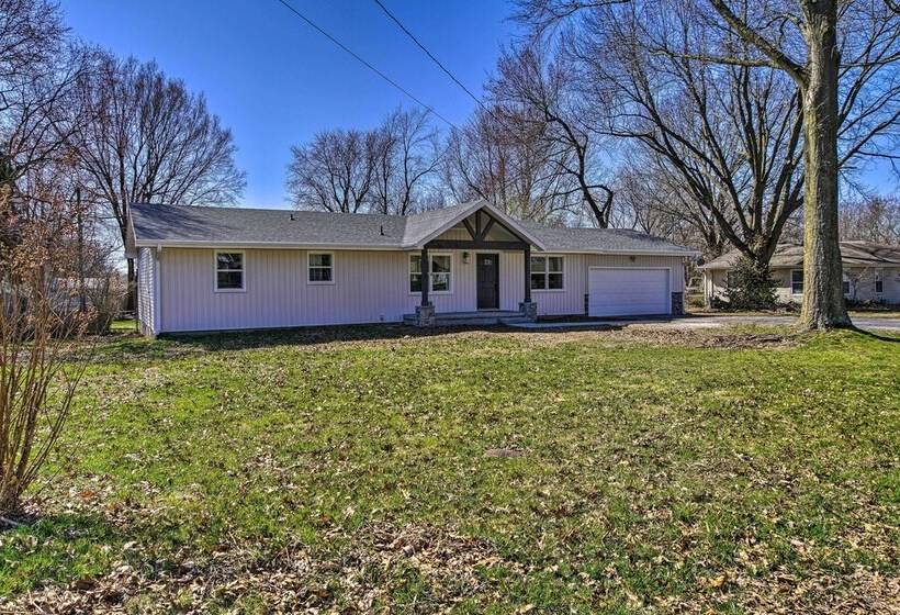 Retreat W/ Deck ~ 9 Mi To Downtown Springfield