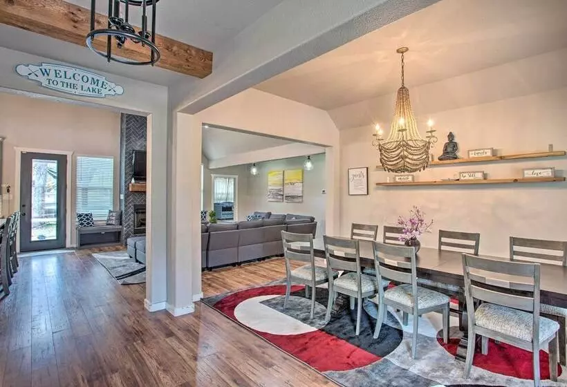 Lake Tawakoni Access: Home W/ Game Room!