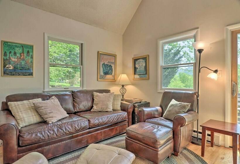 Cozy Cabin W/ Mtn Views,  7 Mi To Weaverville!