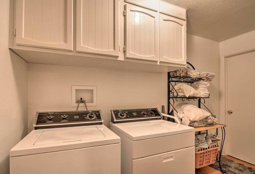 Duck Creek Village Cabin W/ Deck On Half Acre