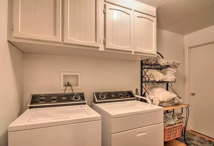 Duck Creek Village Cabin W/ Deck On Half Acre