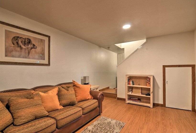 Duck Creek Village Cabin W/ Deck On Half Acre