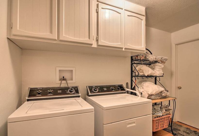 Duck Creek Village Cabin W/ Deck On Half Acre