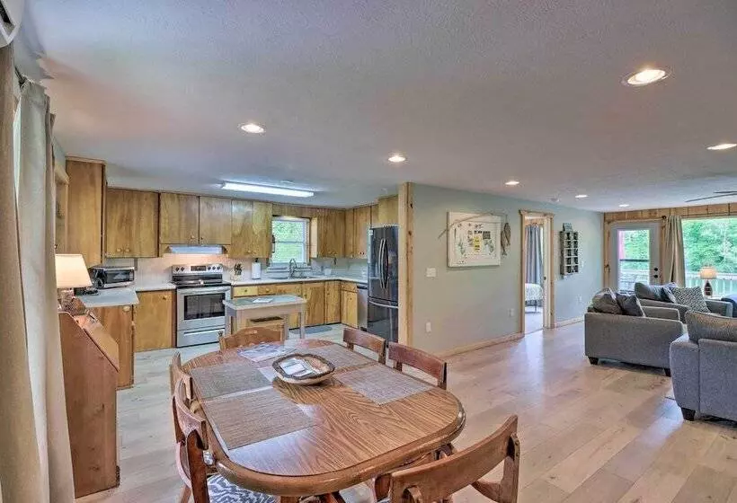 Expansive Cotter Cabin On White River W/ Deck!