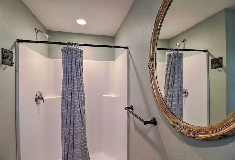 Expansive Cotter Cabin On White River W/ Deck!