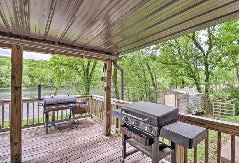 Expansive Cotter Cabin On White River W/ Deck!