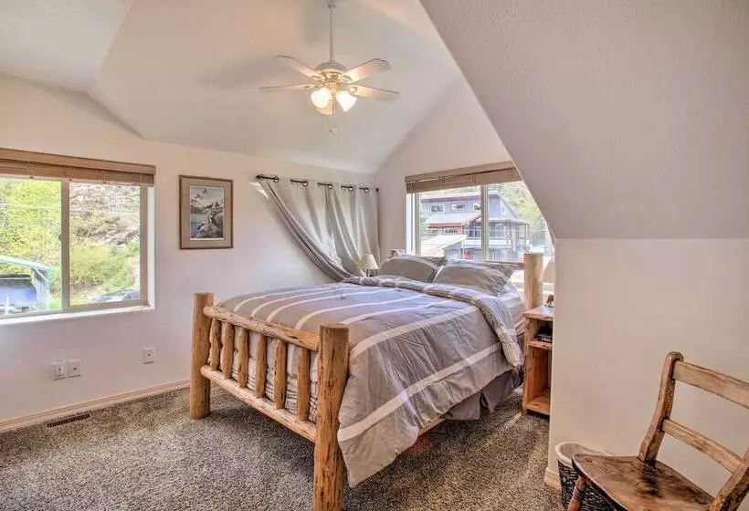 Winter/summer Twin Lakes Retreat Near Skiing!