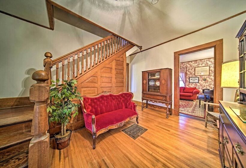 Historic Victorian Farmhouse W/ Porch & Views!