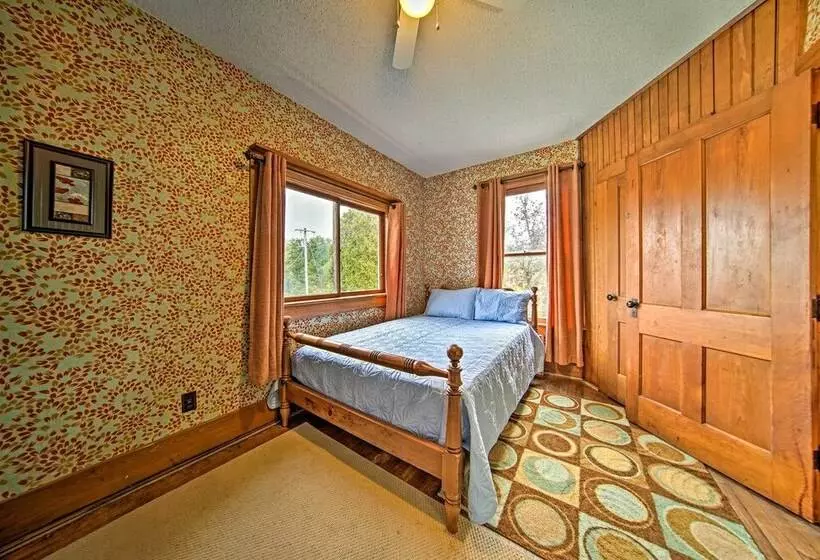 Historic Victorian Farmhouse W/ Porch & Views!