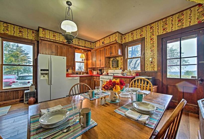 Historic Victorian Farmhouse W/ Porch & Views!