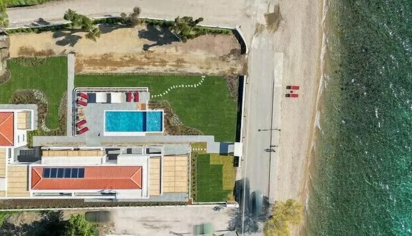 Hotelli Amyntas Seafront