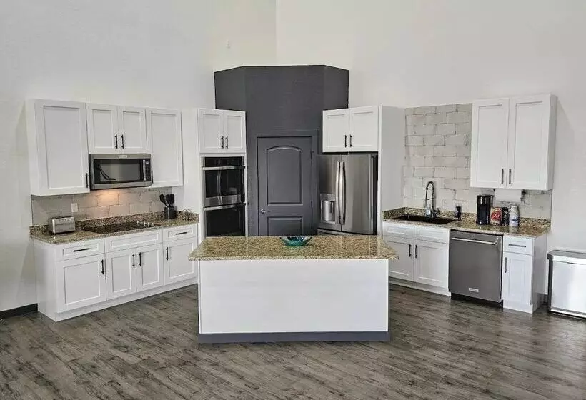 Hotelli Bunkhouse Lodge