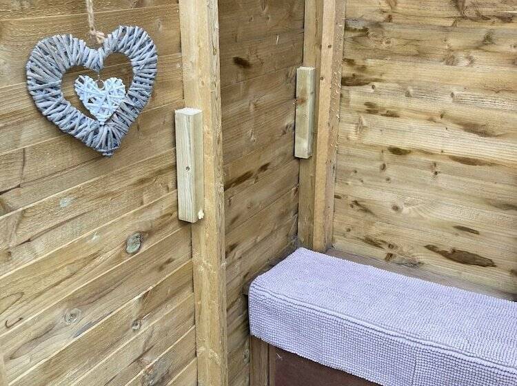 酒店 1br Sleeps2 Garden View Parking Cabin Experience