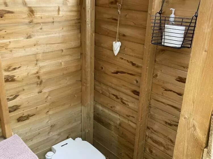 ホテル 1br Sleeps2 Garden View Parking Cabin Experience