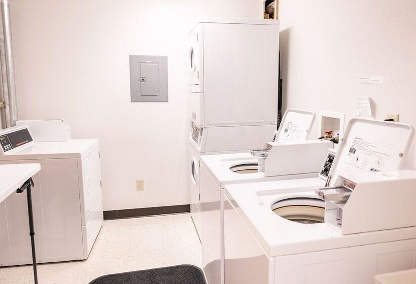 בית מלון כפרי Delta Lodge