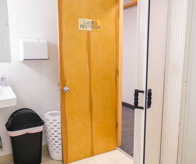 בית מלון כפרי Delta Lodge