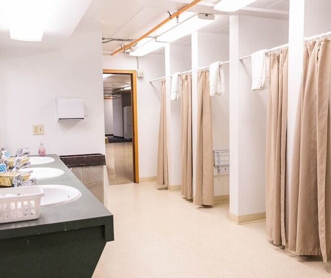 בית מלון כפרי Delta Lodge