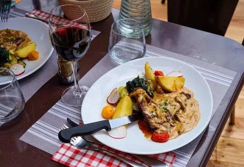 Hotelli Le Petit Cerf