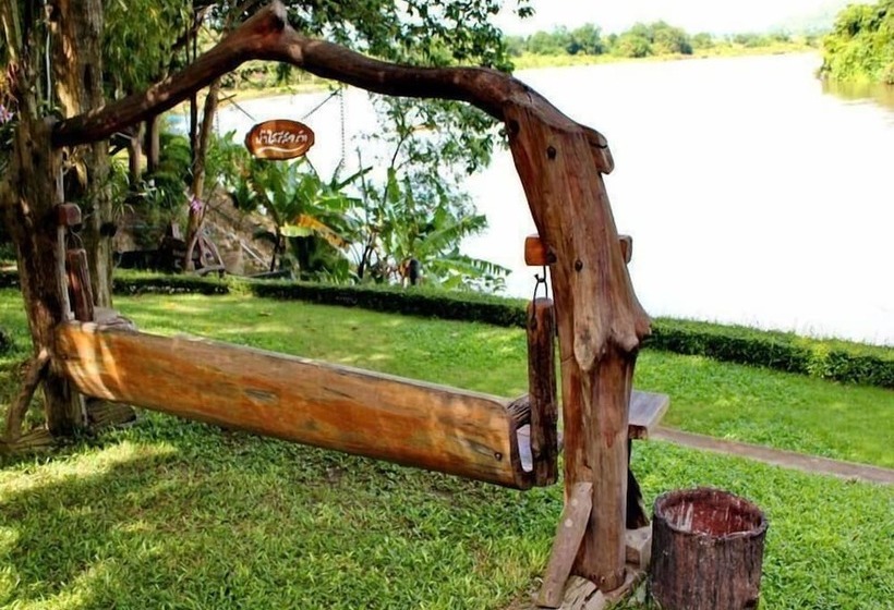 호텔 Namsai Resort Kanchanaburi