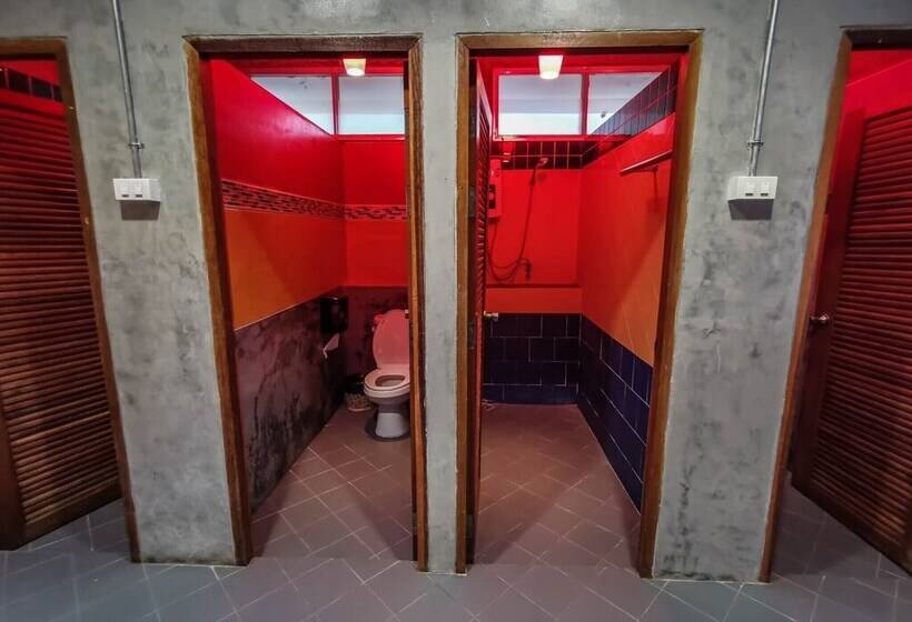 호텔 Namsai Resort Kanchanaburi