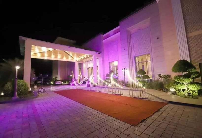 ホテル Shreejee Vilas