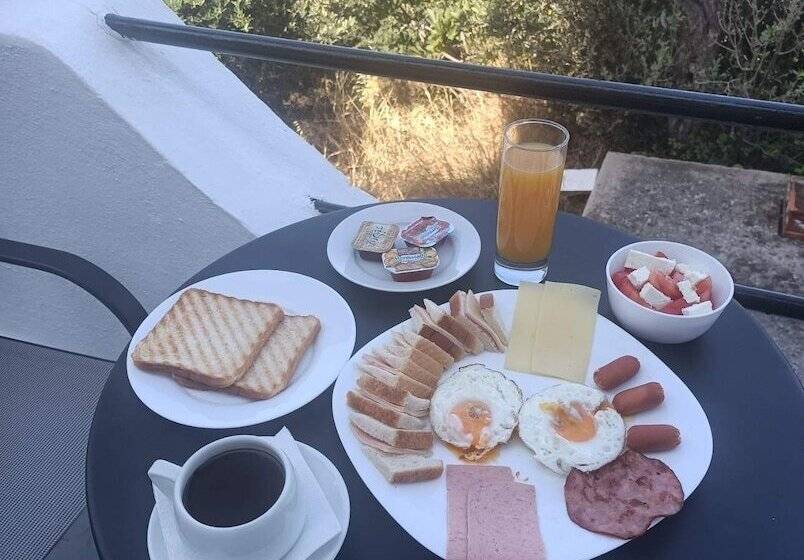 ホテル Silia Galini