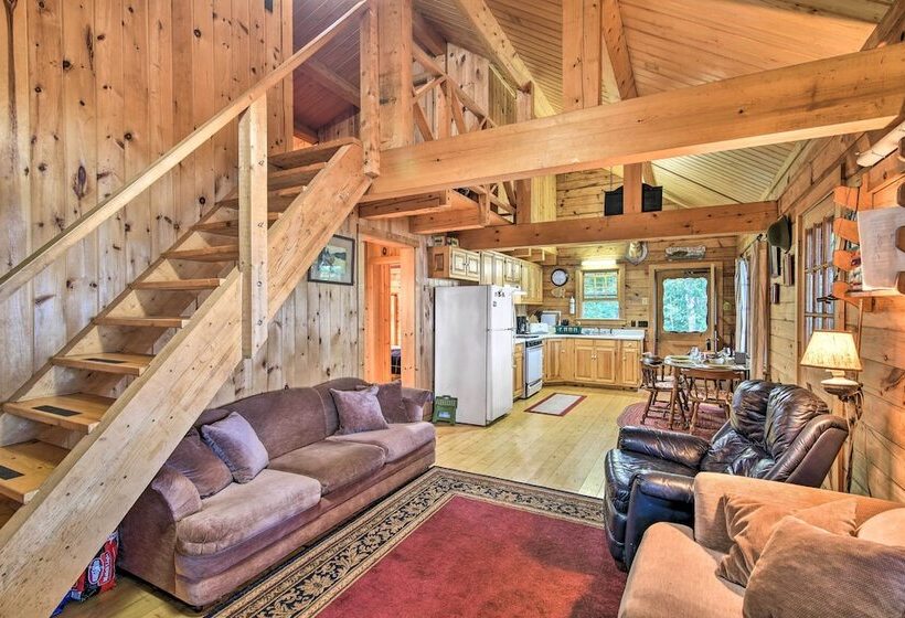 Lakeside Livin: Cozy Cabin Steps To Sebec Lake!