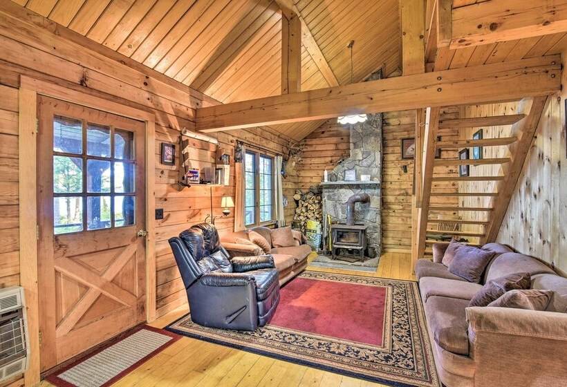 Lakeside Livin: Cozy Cabin Steps To Sebec Lake!