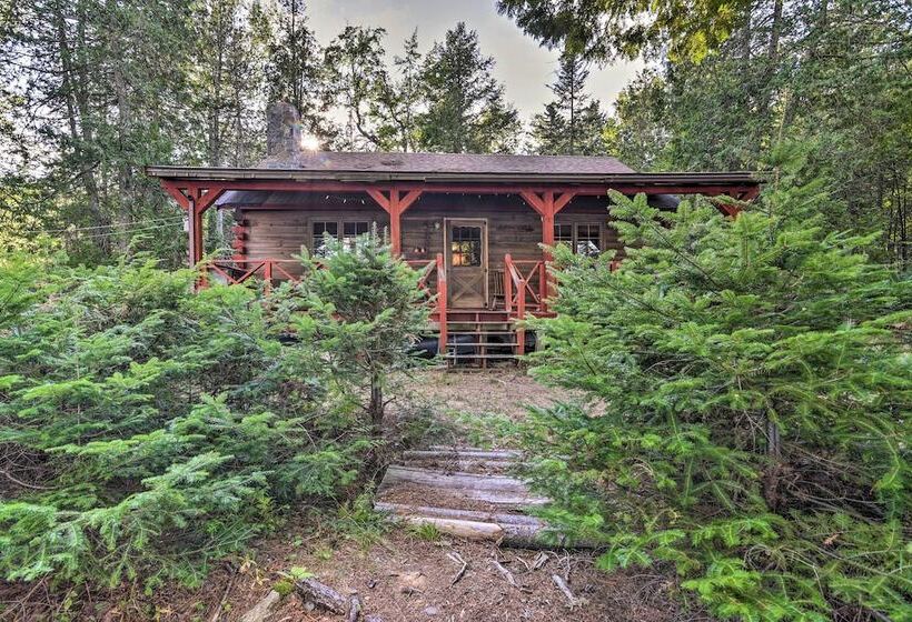 Lakeside Livin: Cozy Cabin Steps To Sebec Lake!