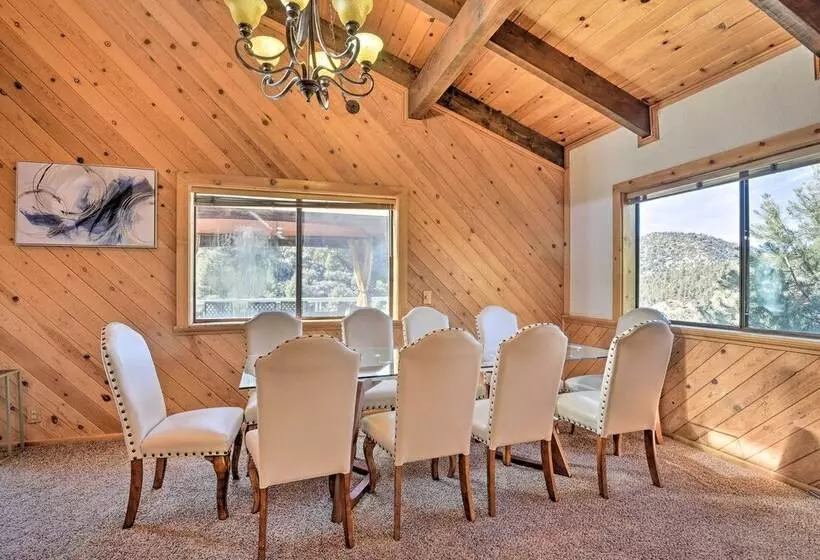 Luxe Escape W/ Decks, Mtn Views, Game Room!