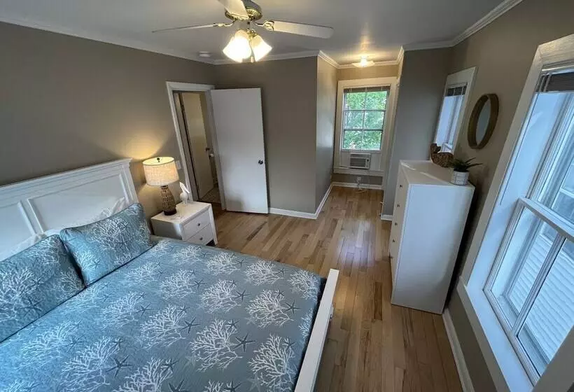 ペンション Cozy 3br Beach House By The Sea