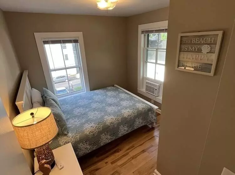 ペンション Cozy 3br Beach House By The Sea