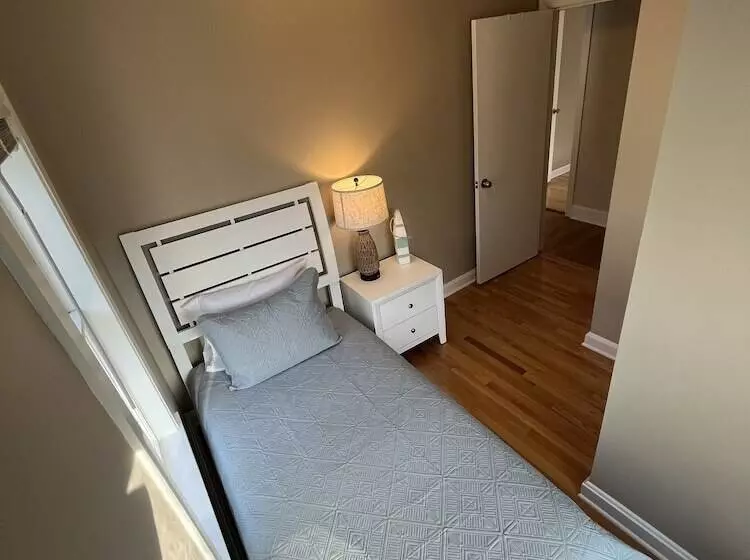 ペンション Cozy 3br Beach House By The Sea