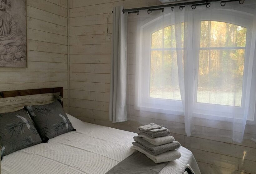 بنسيون La Bastide Du Baou