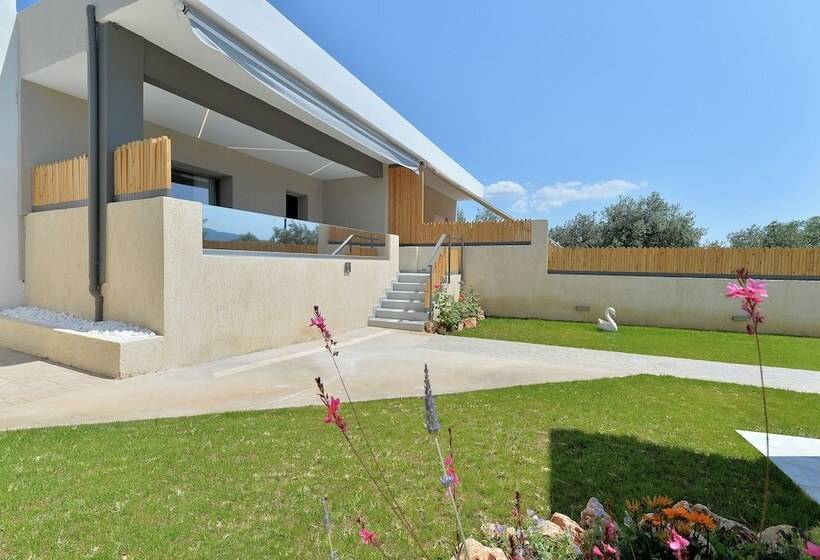 פנסיון Swan Paradise Residences