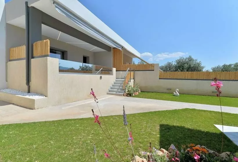 ペンション Swan Paradise Residences