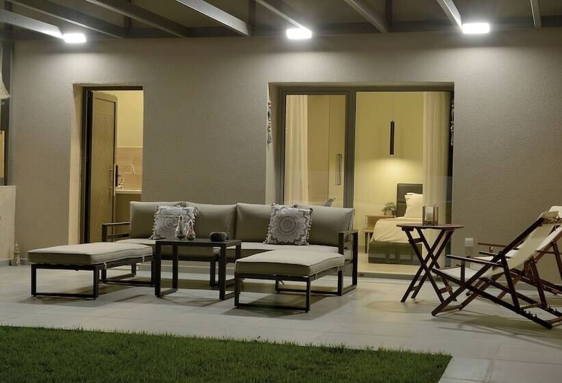 פנסיון Swan Paradise Residences