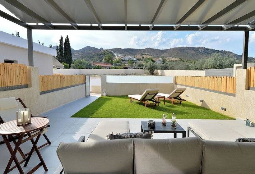 פנסיון Swan Paradise Residences