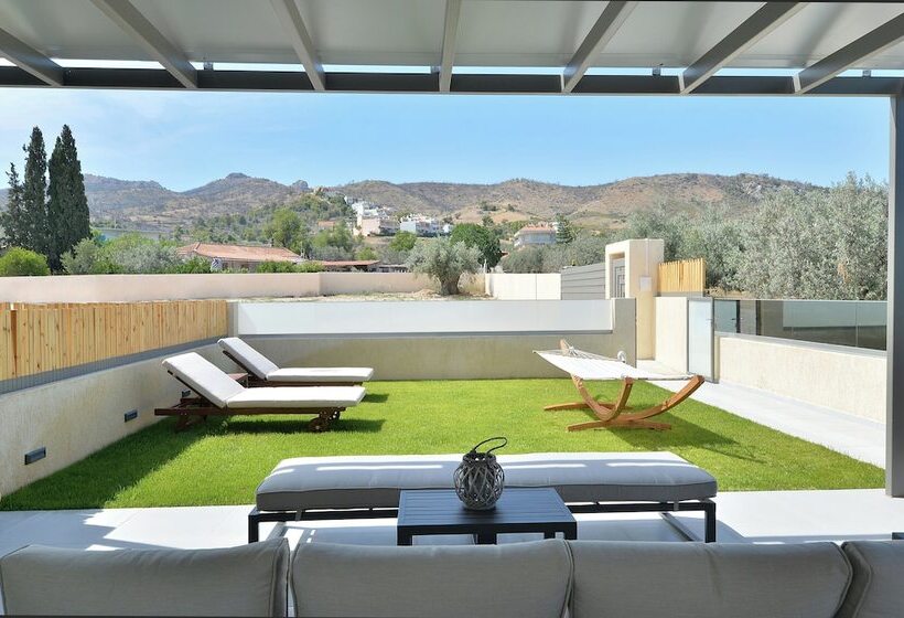 פנסיון Swan Paradise Residences