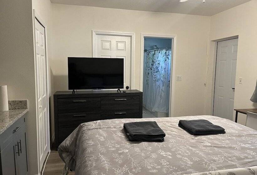 ペンション Zenhomes In Brandon Near Tampa Valrico Seffner