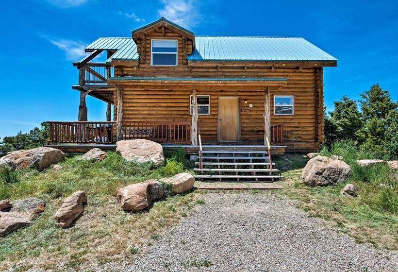Pet Friendly Moab Cabin W/ Mtn Views & Bbq!