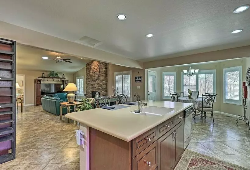 Petfriendly Prescott Home W/ Enclosed Yard, Grill