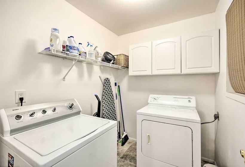 Quiet Sun City Home W/ Grill Golf & Hike Nearby!