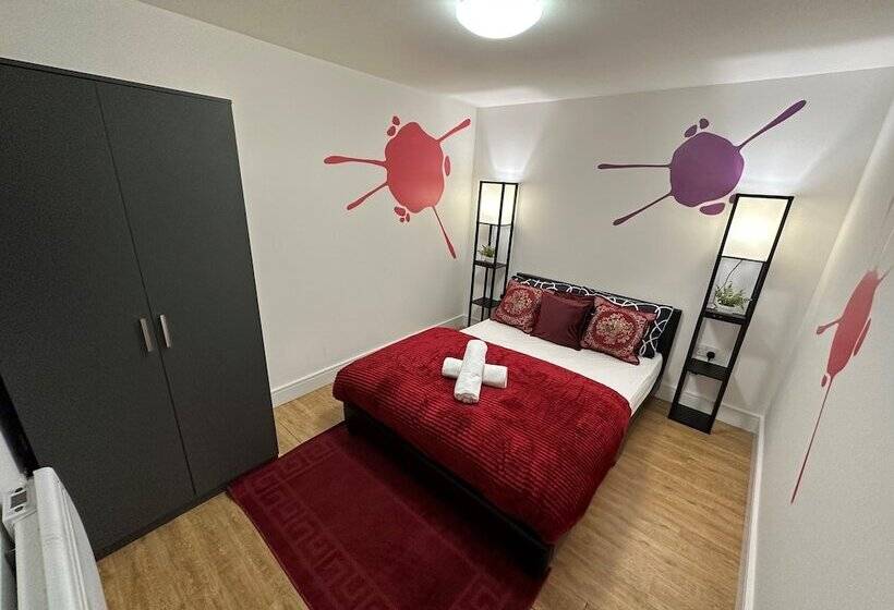 إقامة Beautiful 1 Bed House In Edgware