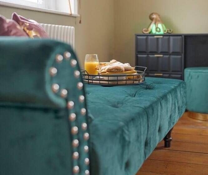 Residência Huge House Pool Table Parking Garden Sky Tv Wifi